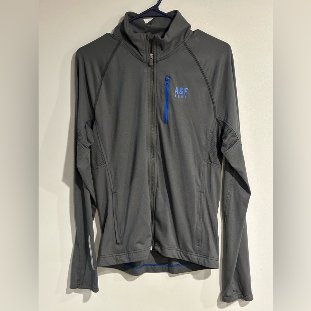 Men’s Abercrombie Running Long Sleeve Shirt - Size Small